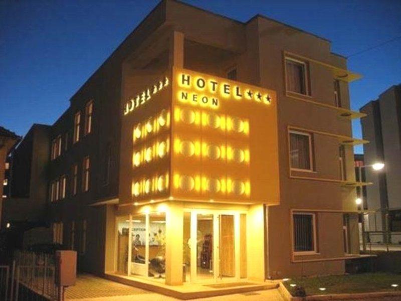 Hotel Neon Timişoara Exteriör bild